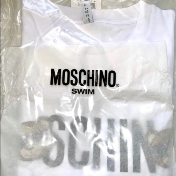 Gender Neutral Moschino TShirt🐻 - Picture 5 of 10